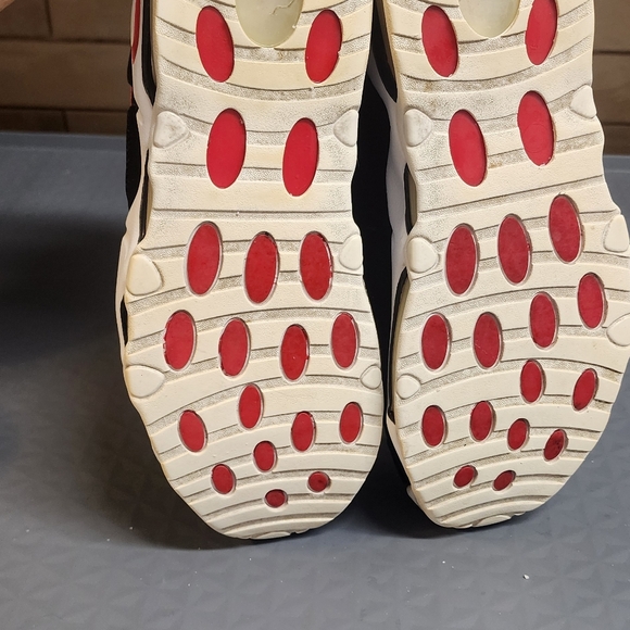 Nike Air Max Uptempo 95 Mens  Sz 10 White Black Red Athletic Sneakers CK0892-101 - Picture 8 of 12